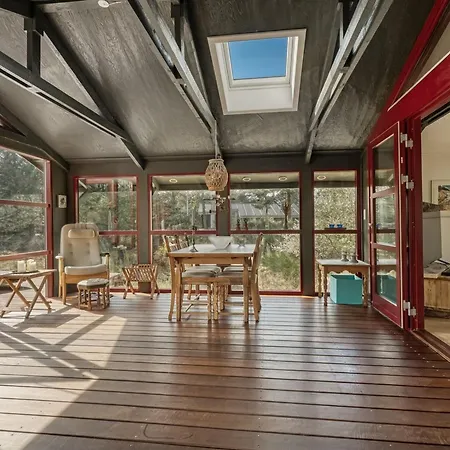 Nimrod - 800m From The Sea By Interhome